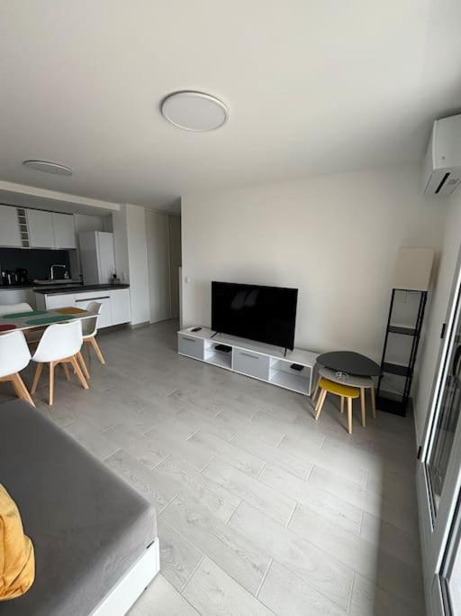 Appartement Tout Confort & Parking Beausoleil Luaran gambar